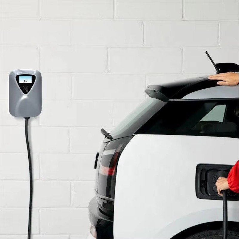 เครื่องชาร์จแบตเตอรี่รถยนต์เคล - Car Charger บทวิจารณ์และราคา